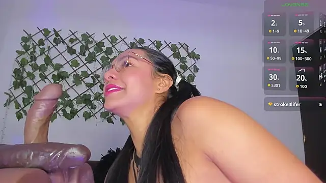 Snapshot of maribad chatting on 10/07/25, 05:54 maribad online show from 10/07/25, 05:54