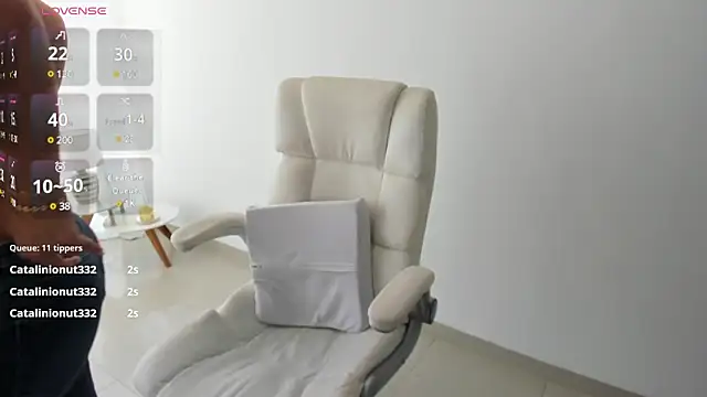 renata t  online show from 03/04/25, 08:49