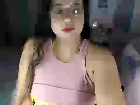 hersheykisses07 online show from 02/18/26, 03:35