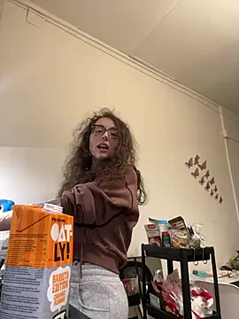 Snapshot of ladyturtle chatting on 03/20/26, 10:14 ladyturtle online show from 03/20/26, 10:14