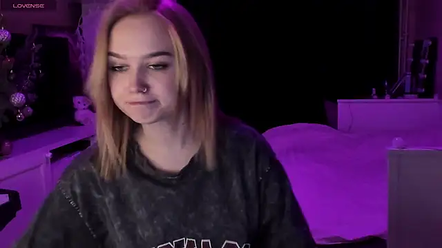 Snapshot of MaryDreaminess chatting on 01/25/25, 09:25 MaryDreaminess online show from 01/25/25, 09:25