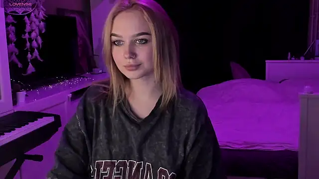 Snapshot of MaryDreaminess chatting on 01/31/25, 10:52 MaryDreaminess online show from 01/31/25, 10:52