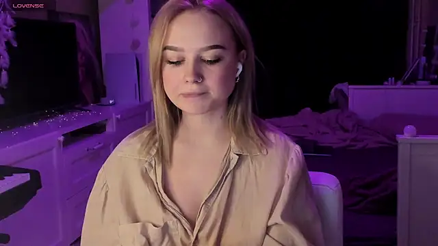 Snapshot of MaryDreaminess chatting on 02/06/25, 07:51 MaryDreaminess online show from 02/06/25, 07:51