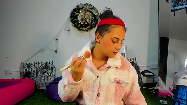 AbbyTaylorr online show from 10/03/25, 03:47