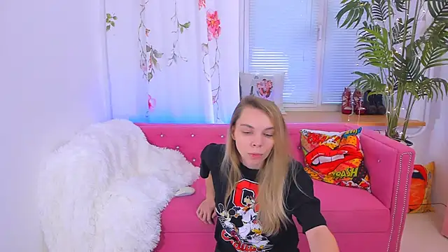 Snapshot of The_Deep_Passion chatting on 01/28/25, 08:47 The Deep Passion online show from 01/28/25, 08:47