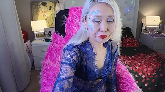 Snapshot of RoxalanaStar chatting on 02/27/26, 08:09 RoxalanaStar online show from 02/27/26, 08:09