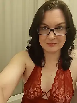 DesreRose online show from 06/06/26, 06:01