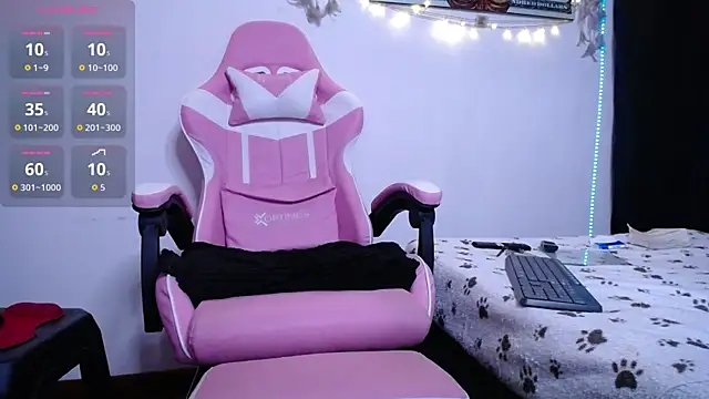 Snapshot of Jessi_Evans chatting on 11/06/25, 02:29 Jessi Evans online show from 11/06/25, 02:29