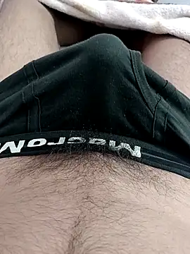 Babyucum4me online show from 11/24/25, 05:23