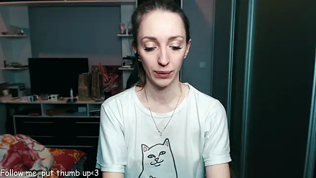 Natalimeowks online show from 01/01/25, 12:33