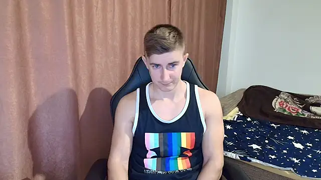 Snapshot of Todhorny9873 chatting on 01/09/25, 05:44 Todhorny9873 online show from 01/09/25, 05:44