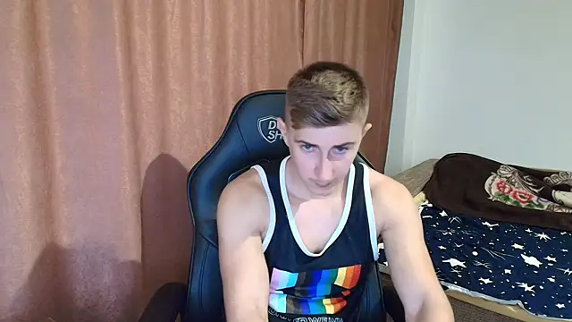 Snapshot of Todhorny9873 chatting on 01/09/25, 08:45 Todhorny9873 online show from 01/09/25, 08:45