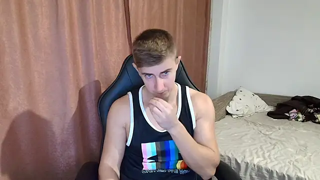 Snapshot of Todhorny9873 chatting on 01/13/25, 07:54 Todhorny9873 online show from 01/13/25, 07:54