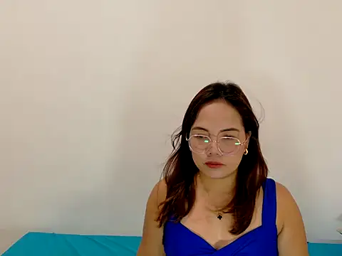 BURBERRY69 online show from 03/31/26, 06:47