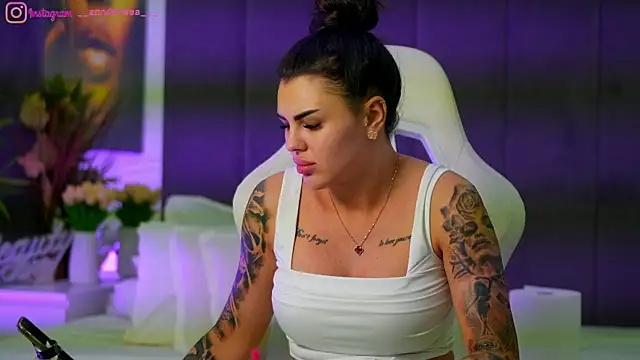 perfectt33n online show from 11/25/25, 06:52