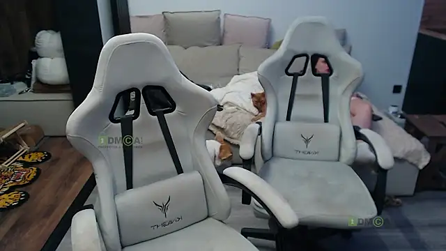 Sunny-Girl1 online show from 02/05/26, 08:24