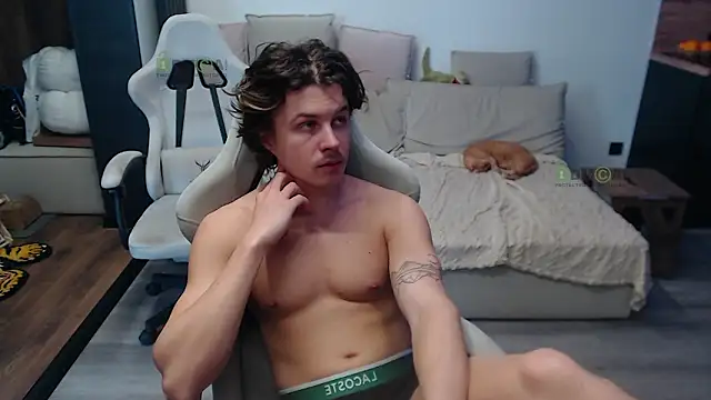 Sunny-Girl1 online show from 02/11/26, 08:52