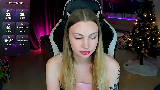 BiMolly online show from 12/16/25, 01:21