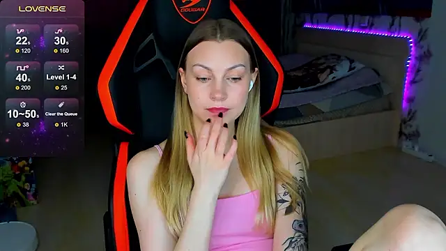 BiMolly online show from 02/28/26, 01:12