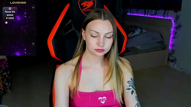 BiMolly online show from 03/31/26, 08:09