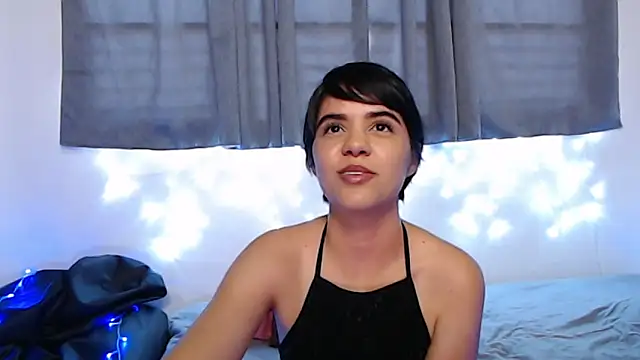 mia collins x online show from 03/04/26, 07:09