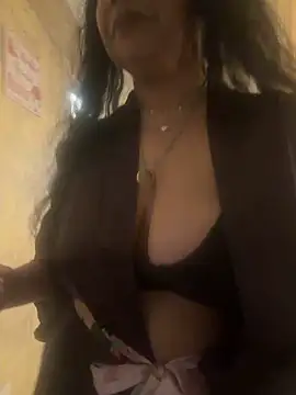 PichyPrettyPussy online show from 02/07/26, 04:11