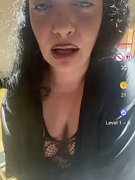 Snapshot of PichyPrettyPussy chatting on 06/21/26, 03:47 PichyPrettyPussy online show from 06/21/26, 03:47