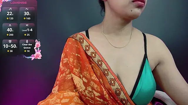 Snapshot of DesiZoya chatting on 10/06/25, 08:01 DesiZoya online show from 10/06/25, 08:01