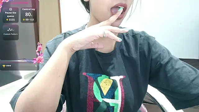 Snapshot of DesiZoya chatting on 10/29/25, 05:31 DesiZoya online show from 10/29/25, 05:31