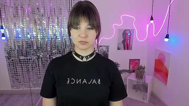 ElizaMild online show from 03/02/25, 04:42