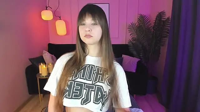 ElizaMild online show from 03/13/25, 01:40