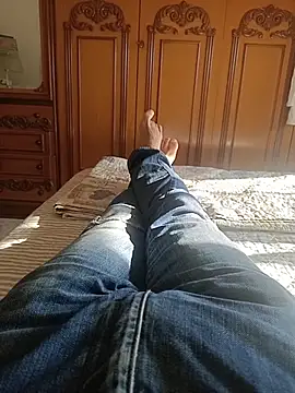 Bobby967 online show from 11/11/25, 09:31