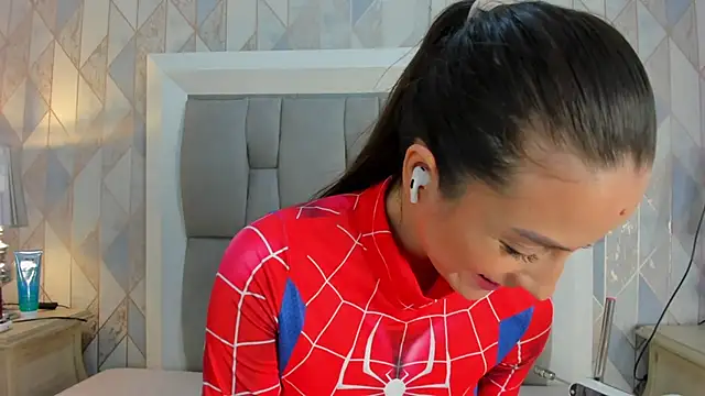 Princsgirl  online show from 02/09/26, 07:40