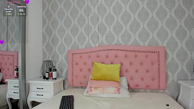 Princsgirl  online show from 04/15/26, 07:43