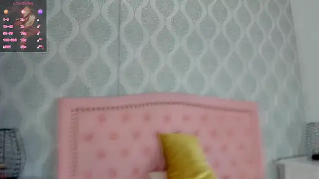 Princsgirl  online show from 07/16/26, 07:20