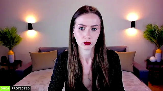 TheWoman   online show from 03/16/26, 06:56