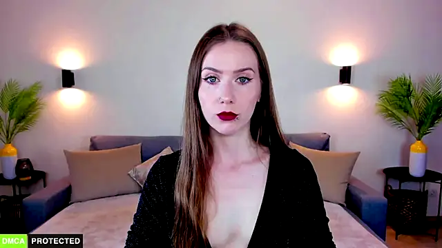 TheWoman   online show from 07/07/26, 10:52