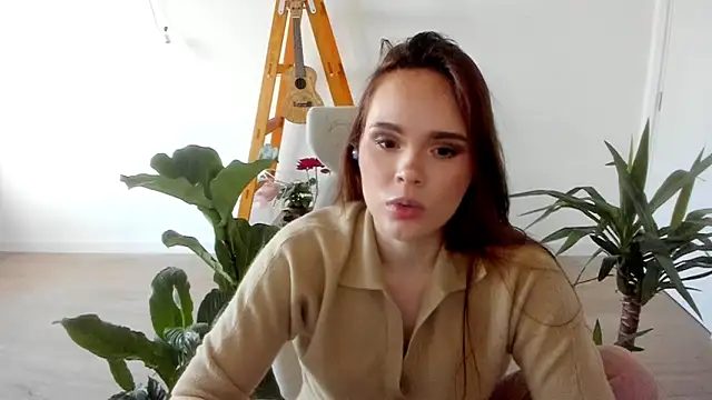 Snapshot of Pokemeboy chatting on 01/13/25, 02:53 Pokemeboy online show from 01/13/25, 02:53