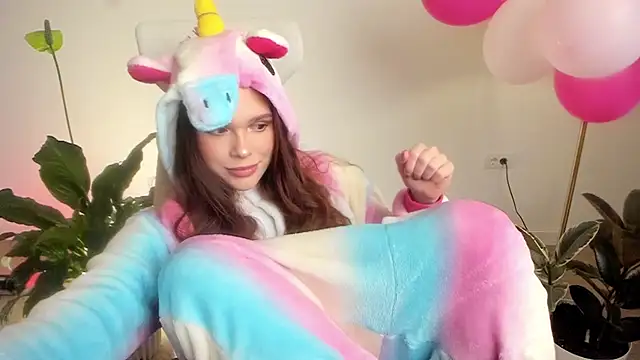 Snapshot of Pokemeboy chatting on 03/13/25, 06:12 Pokemeboy online show from 03/13/25, 06:12