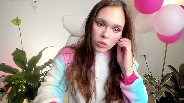 Snapshot of Pokemeboy chatting on 03/13/25, 09:16 Pokemeboy online show from 03/13/25, 09:16