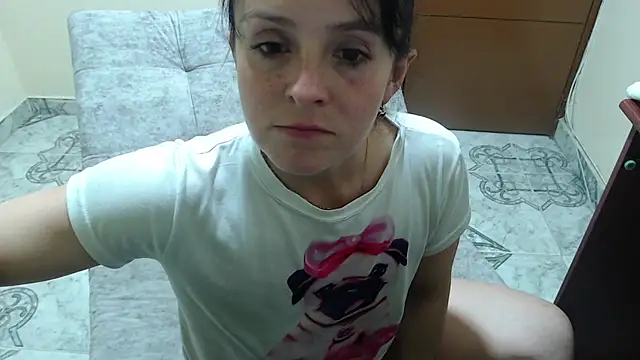 Snapshot of antara_hotgirl chatting on 11/11/25, 10:10 antara hotgirl online show from 11/11/25, 10:10