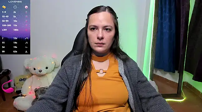 Snapshot of angelaagomez chatting on 02/12/25, 12:58 angelaagomez online show from 02/12/25, 12:58