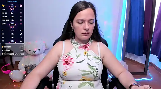 Snapshot of angelaagomez chatting on 03/02/25, 06:51 angelaagomez online show from 03/02/25, 06:51