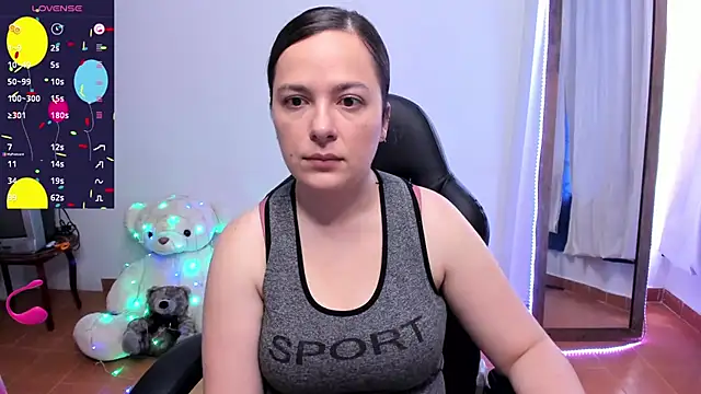 Snapshot of angelaagomez chatting on 10/10/25, 05:01 angelaagomez online show from 10/10/25, 05:01