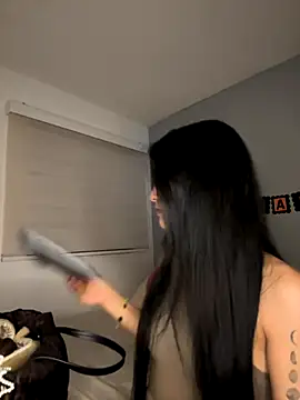 Sammy pink online show from 11/08/25, 11:47