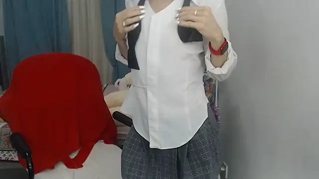 LuxuryNika online show from 01/04/25, 06:51