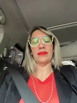 Gatitacarlita online show from 04/11/26, 06:12