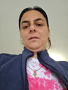 Snapshot of IsabelleCraft chatting on 11/21/25, 11:53 IsabelleCraft online show from 11/21/25, 11:53