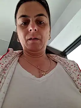 Snapshot of IsabelleCraft chatting on 11/26/25, 09:21 IsabelleCraft online show from 11/26/25, 09:21