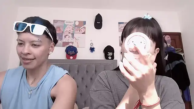 dulce maria x online show from 01/18/25, 07:26